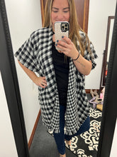 Load image into Gallery viewer, Black &amp; White Plaid Shrug
